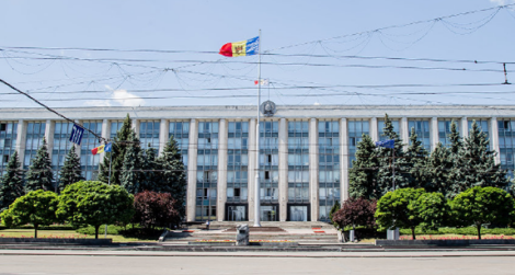 Отставки в Кабмине Молдавии: ушёл пятый по счёту министр