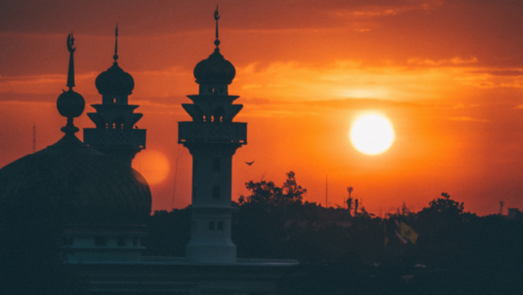 Мусульмане празднуют начало священного месяца Рамадан