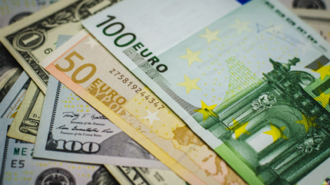 Мосбиржа провела конвертацию зависшей из-за санкций валюты