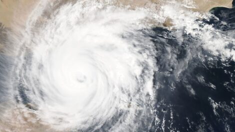 Китай и Вьетнам эвакуируют население в связи с приближением тайфуна “Талим”