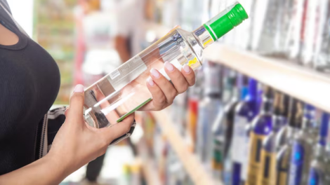 Алкогольные компании выступили за дорогую водку
