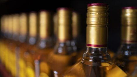 Импортный алкоголь может подорожать на 30%