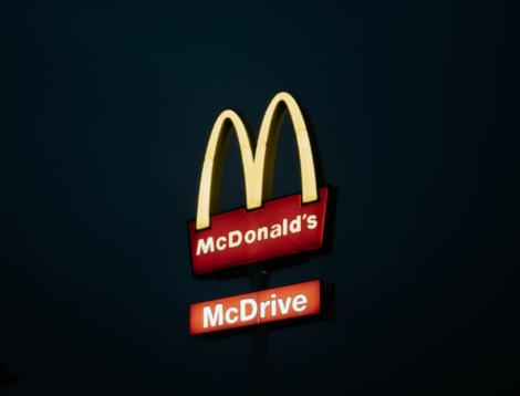 «Макдоналдс» отказался от использования ИИ