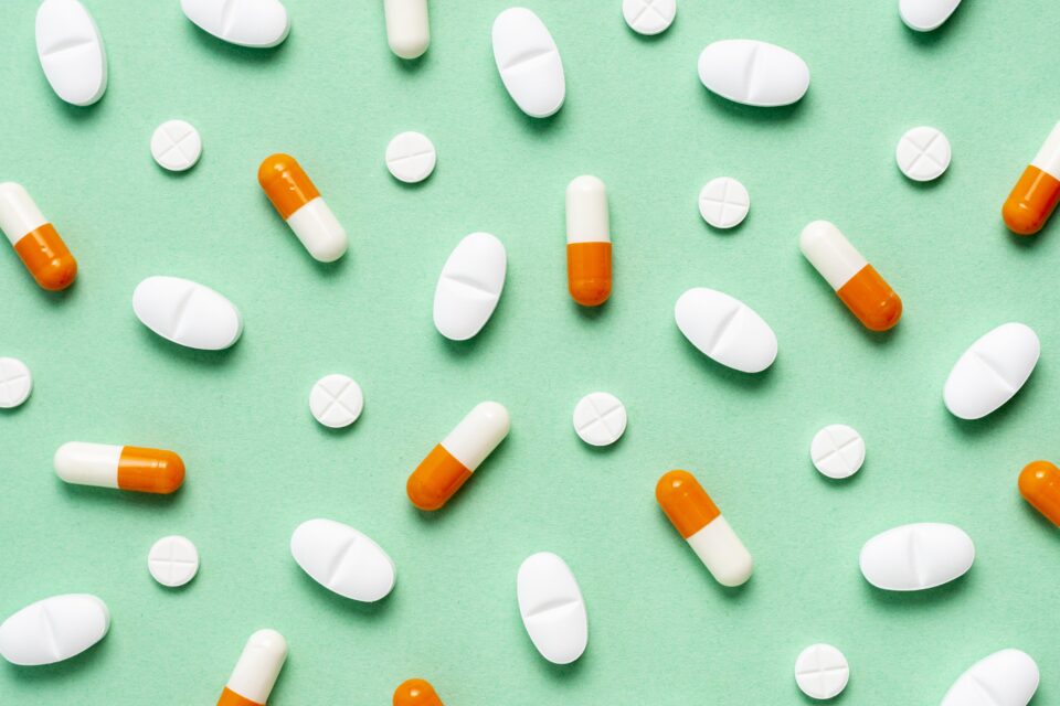 Евросоюз закупил у России лекарств на максимальную с конца 2020 года стоимость