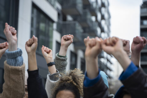 Жители Стамбула вышли на акции протеста после ареста мэра города