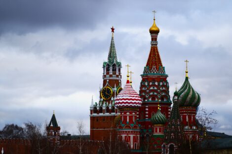 Почему храм на Красной площади называют собором Василия Блаженного