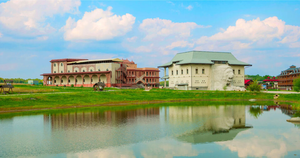 Этномир — мир под одной крышей